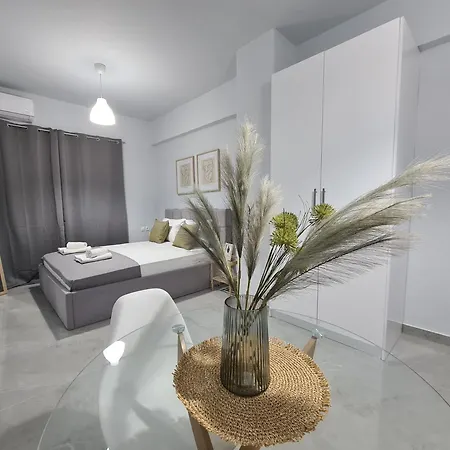 Square 1 Lägenhet Larissa