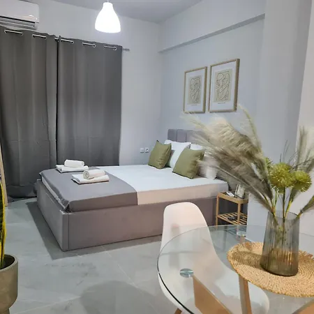 Square 1 Apartment