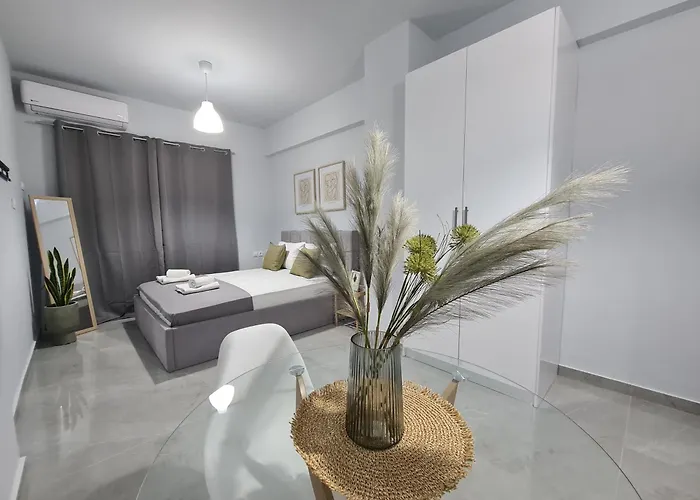 Square 1 Appartement Larissa